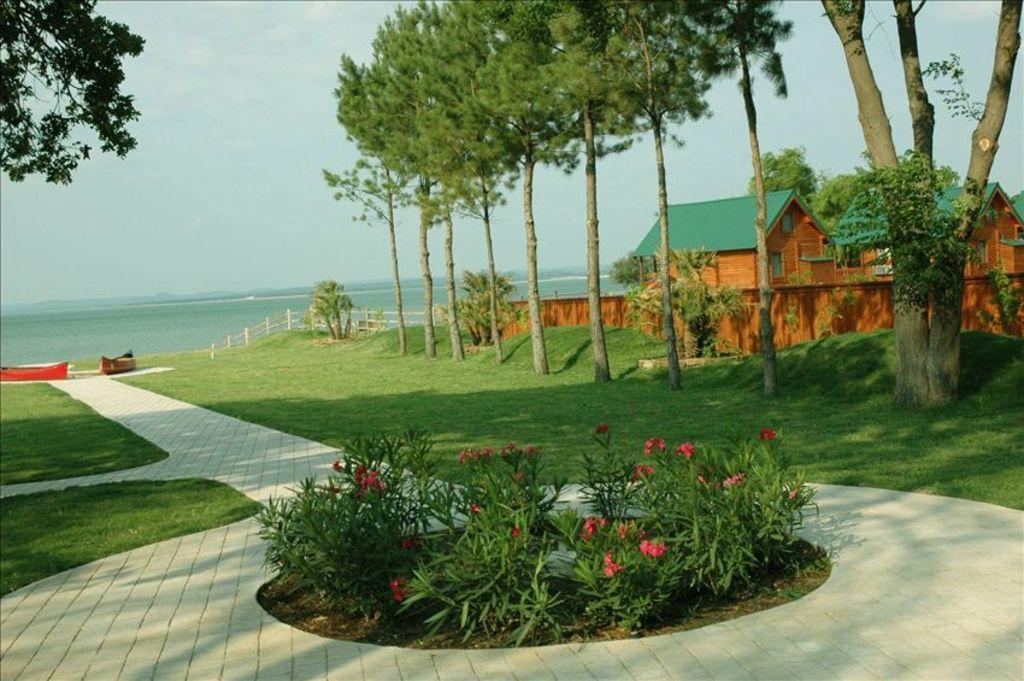 Paradise Resort At Hill Country Buchanan Dam Eksteriør billede
